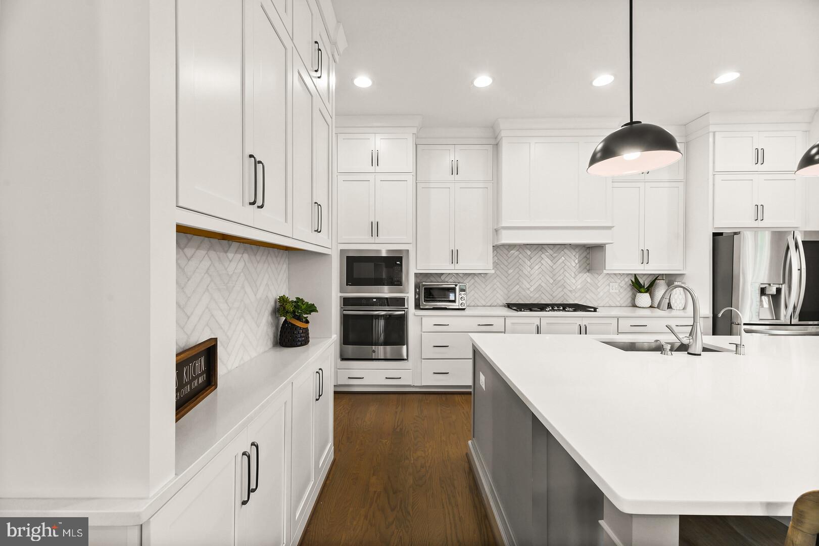 42182 Creighton Road Ashburn, VA 20148 - Photo 22 of 56