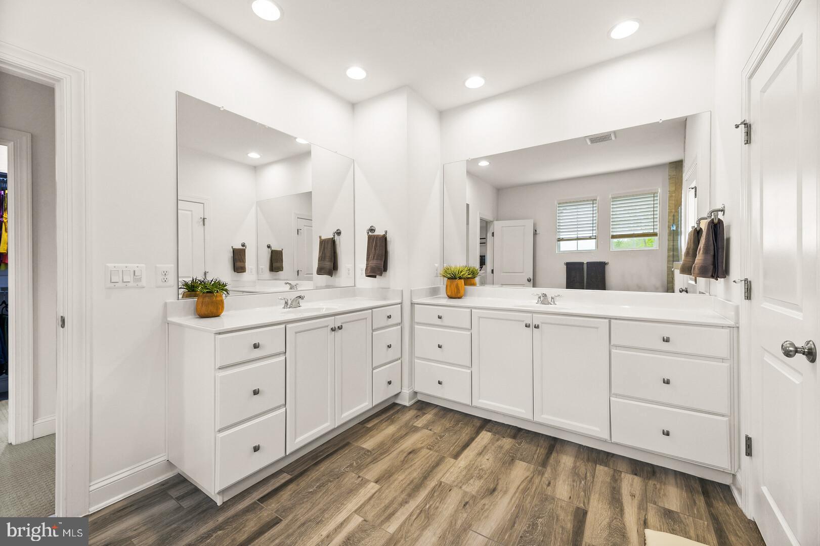 42182 Creighton Road Ashburn, VA 20148 - Photo 36 of 56