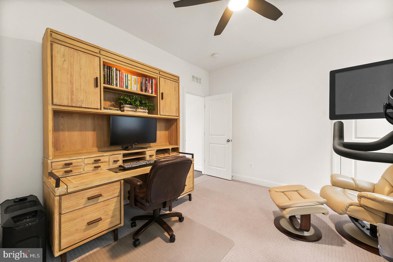 42182 Creighton Road Ashburn, VA 20148 - Photo 40 of 56