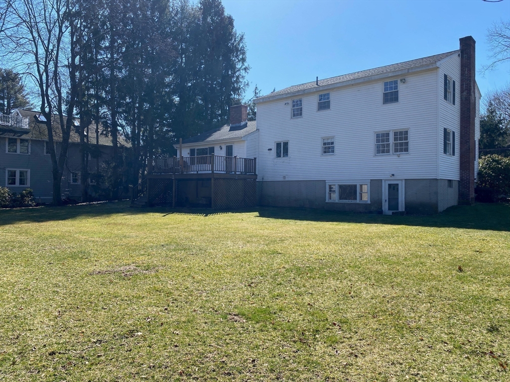 307 Glen Road Weston, MA 02493 - Photo 13 of 14