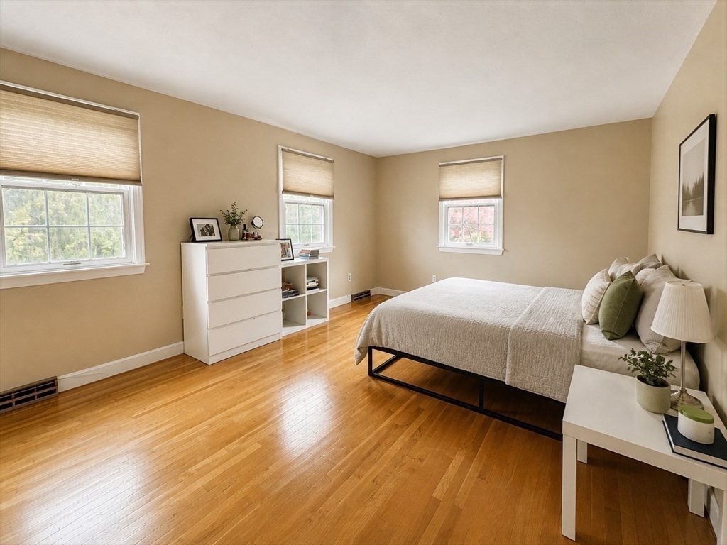 307 Glen Road Weston, MA 02493 - Photo 6 of 14