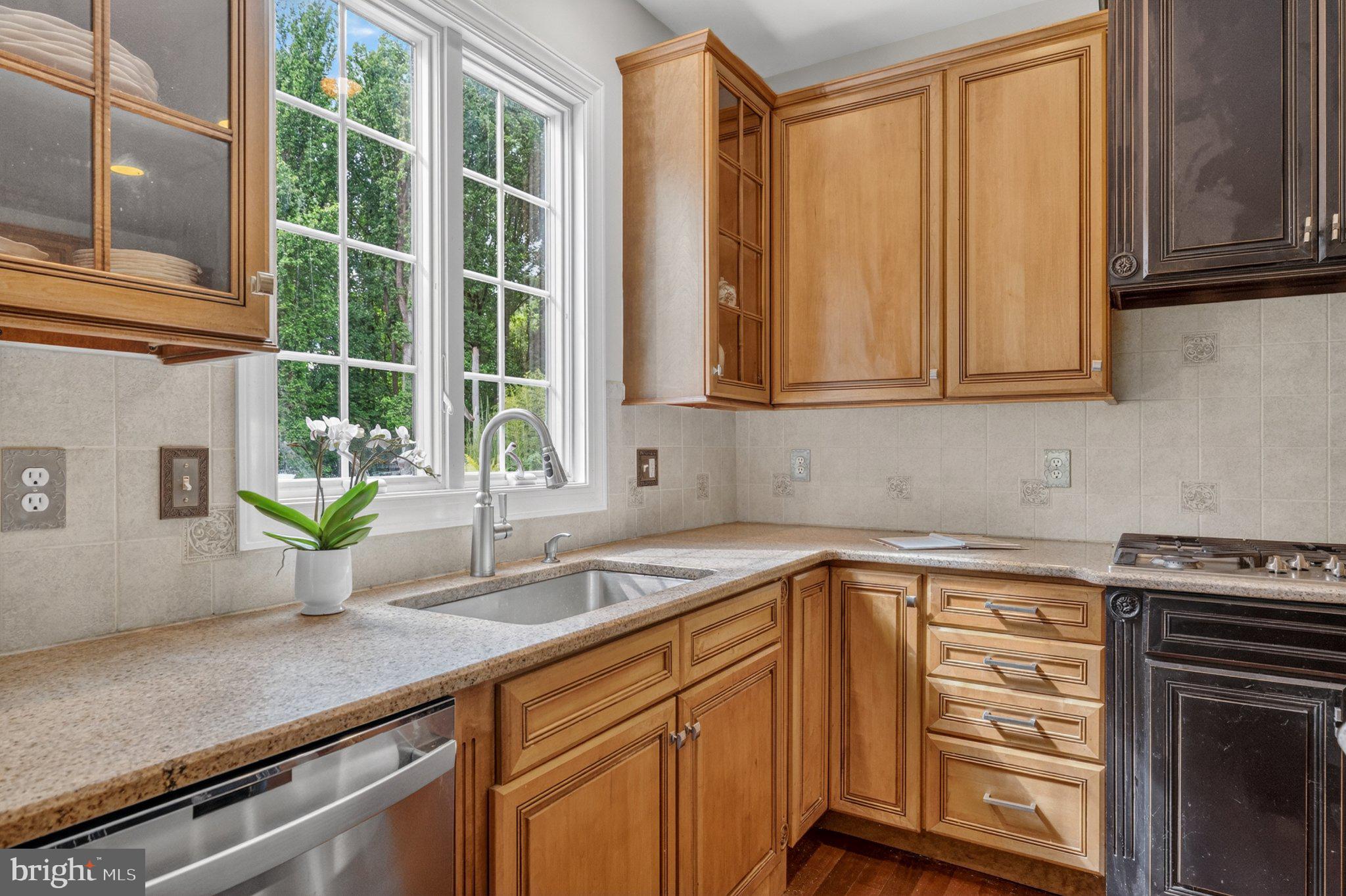 342 Ring Road Chadds Ford, PA 19317 - Photo 25 of 95 Bright and inviting kitchen space.