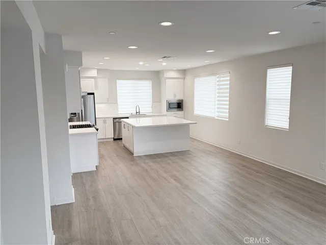 $4,700 | 126 Novel, Irvine, CA 92618