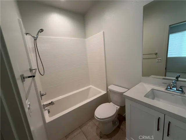 $4,700 | 126 Novel, Irvine, CA 92618