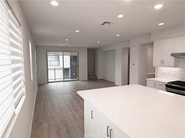 $4,700 | 126 Novel, Irvine, CA 92618