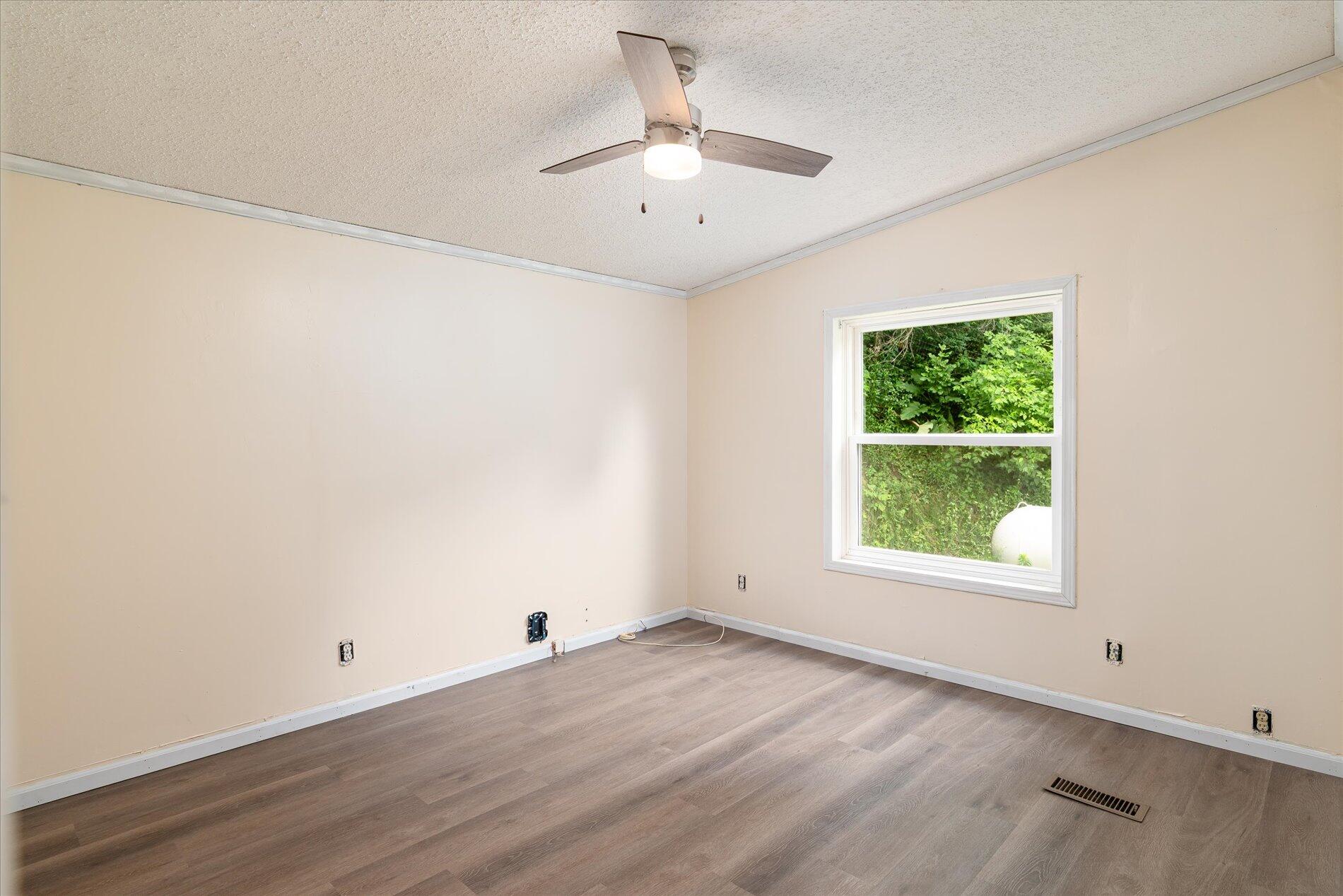 S6205 Sidie Hollow Road Viroqua, WI 54665 - Photo 19 of 22 Bedroom 2