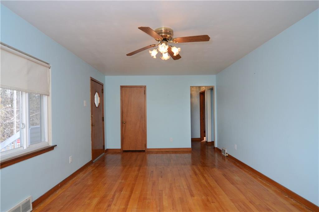 212 West Shaffer Road Aliquippa, PA 15001 - Photo 5 of 24 Gallery Image 5