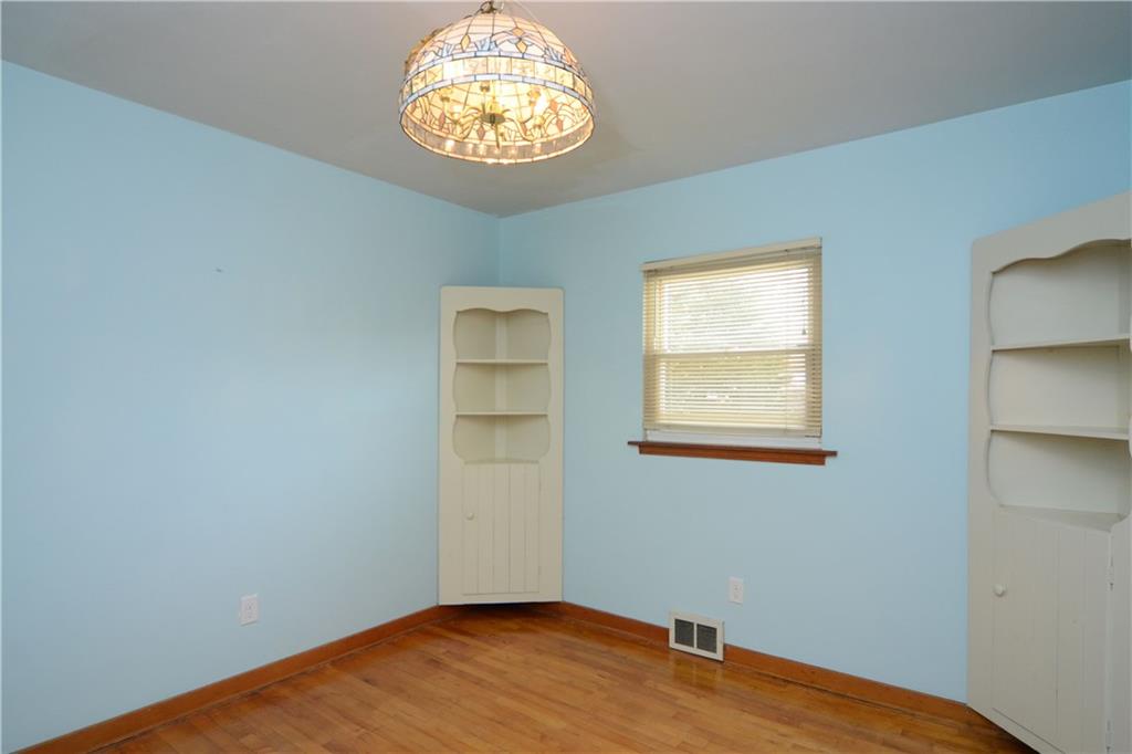 212 West Shaffer Road Aliquippa, PA 15001 - Photo 6 of 24 Gallery Image 6