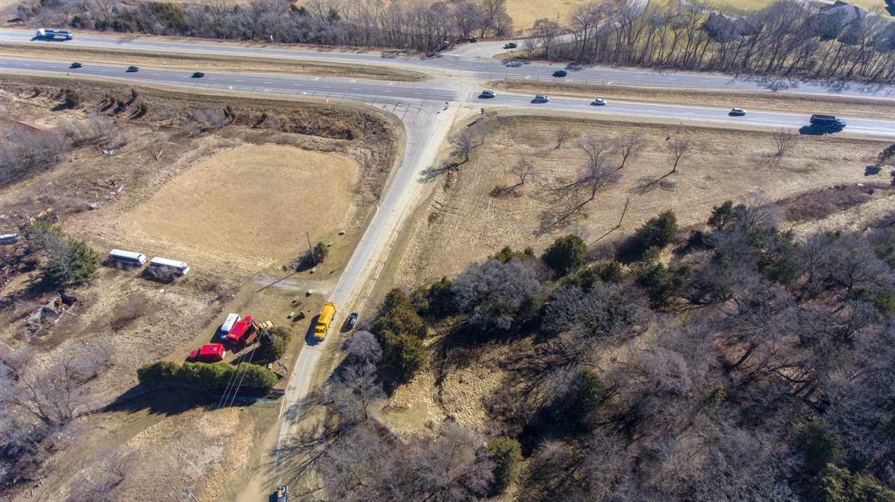 20 Highway 20 Road Dubuque, IA 52003 - Photo 7 of 19 Gallery Image 7