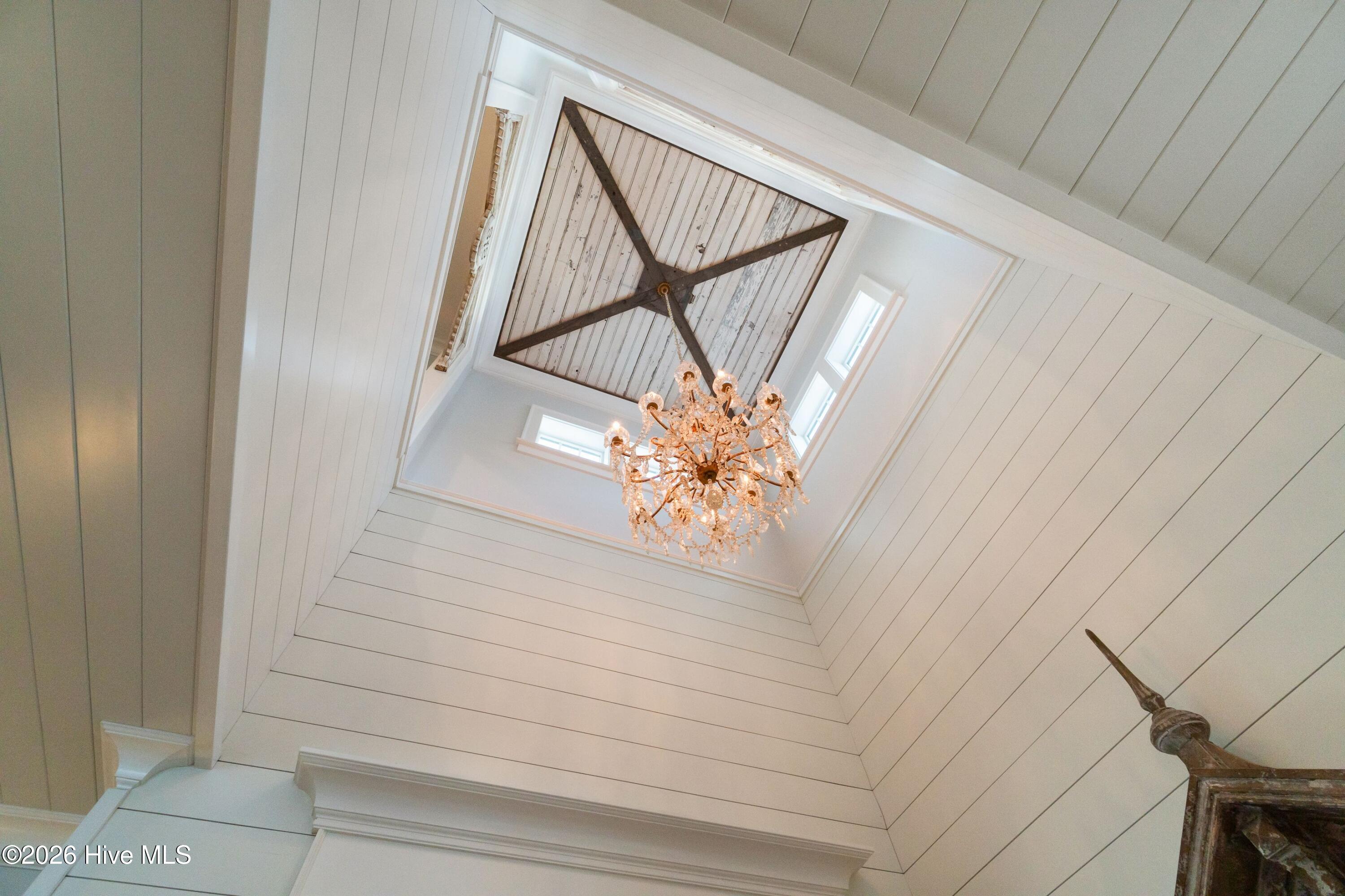 205 Back Street Newport, NC 28570 - Photo 27 of 93 Entry Ceiling