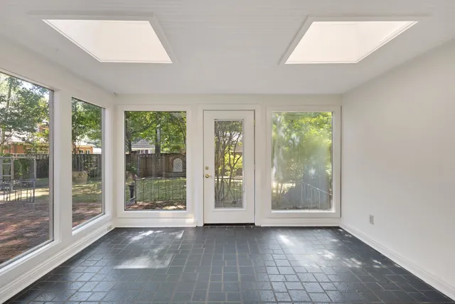 $399,900 | 3953 Central Avenue, Memphis, TN 38111