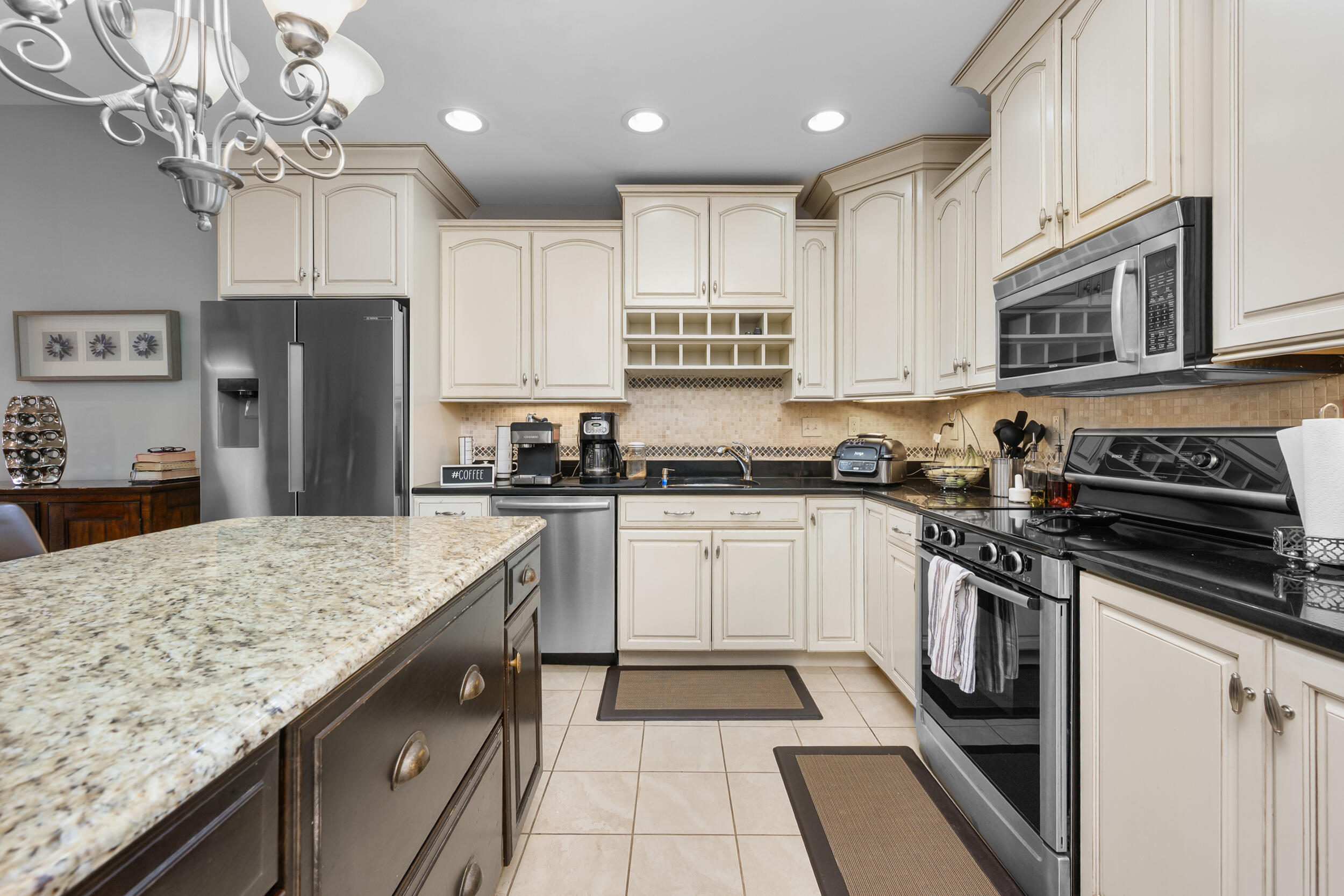 68 Center Street, Unit STE 13 Hyannis, MA 02601 - Photo 7 of 28 Kitchen