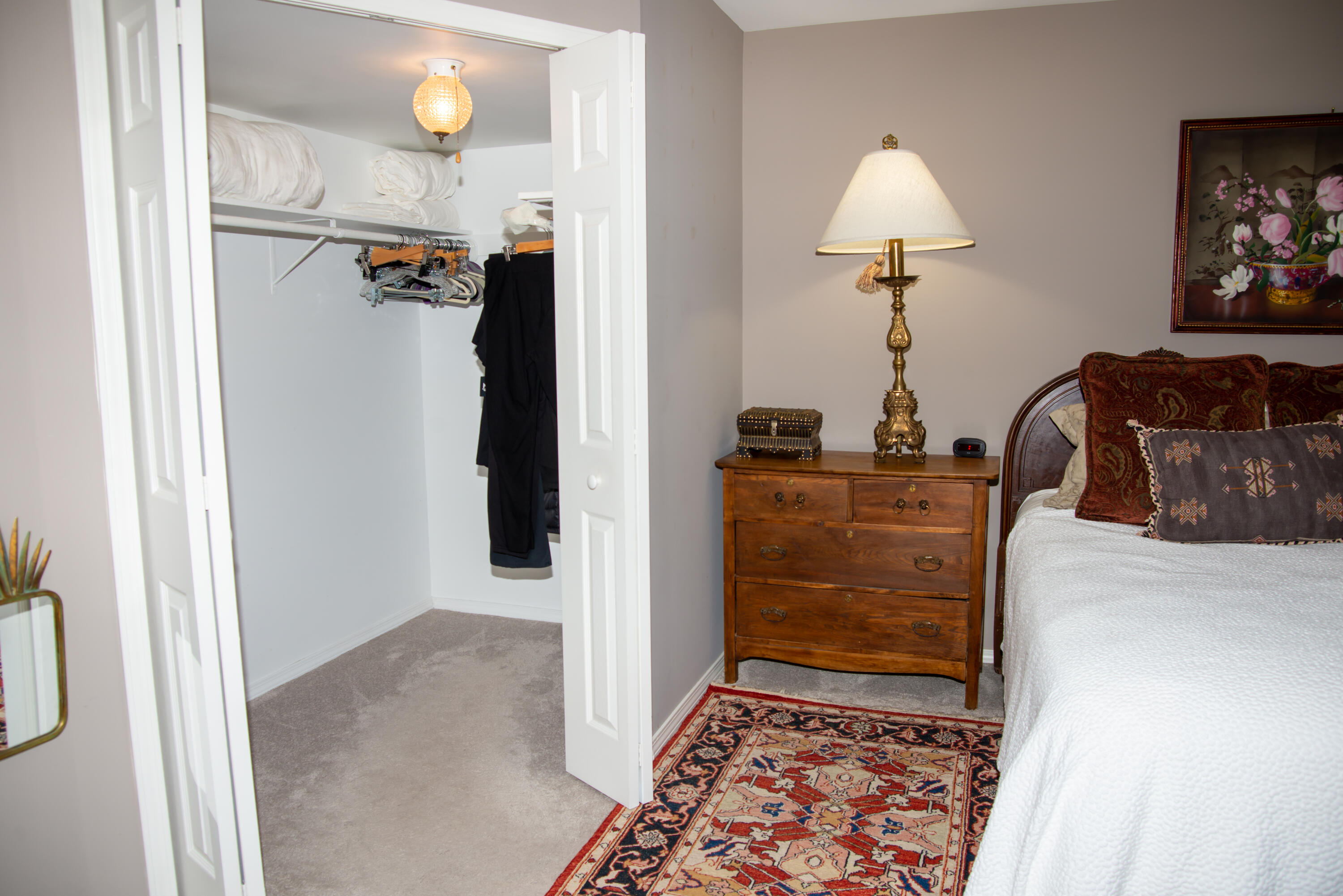 406 Sturdy Road, Unit A12 Valparaiso, IN 46383 - Photo 16 of 20 a living room with furniture and a rug