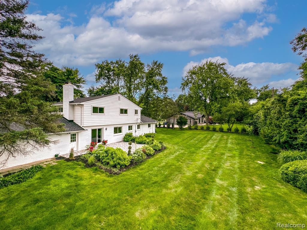 6895 Halyard Road Bloomfield Hills, MI 48301 - Photo 43 of 44