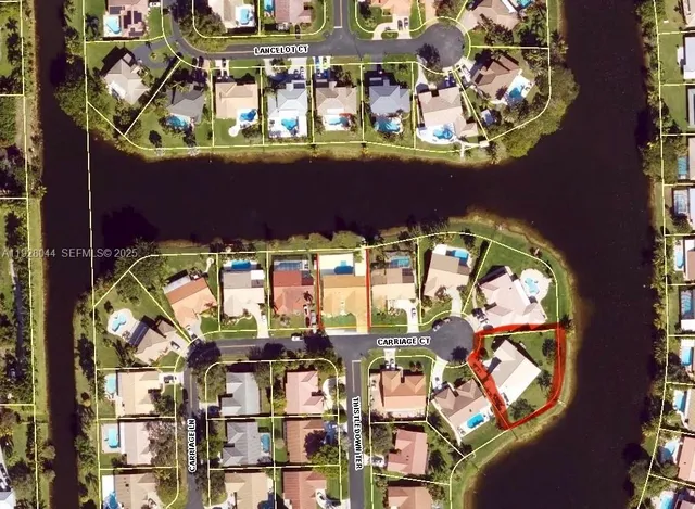 $839,900 | 15500 Carriage Court, Davie, FL 33331