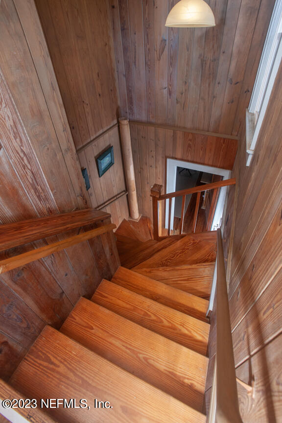 1416 Strand Street Neptune Beach, FL 32266 - Photo 10 of 27 a view of entryway