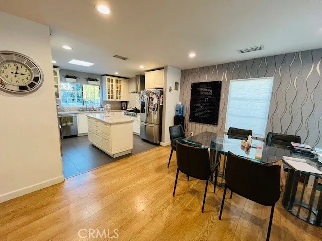 $4,850 | 18719 Martha Street, Tarzana, CA 91356