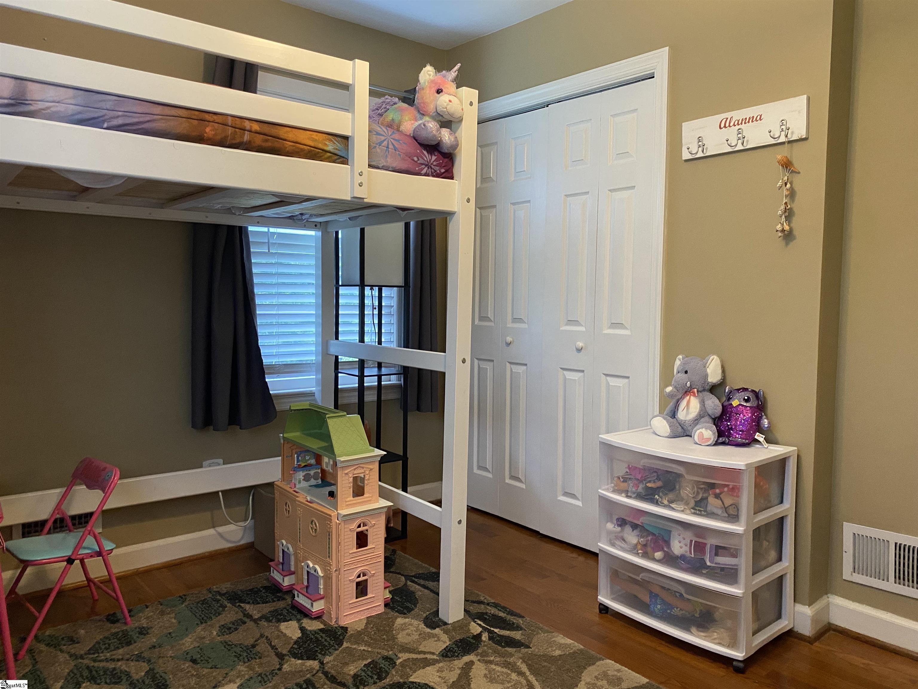 526 Ridgewood Drive Greer, SC 29651 - Photo 17 of 26 Gallery Image 17