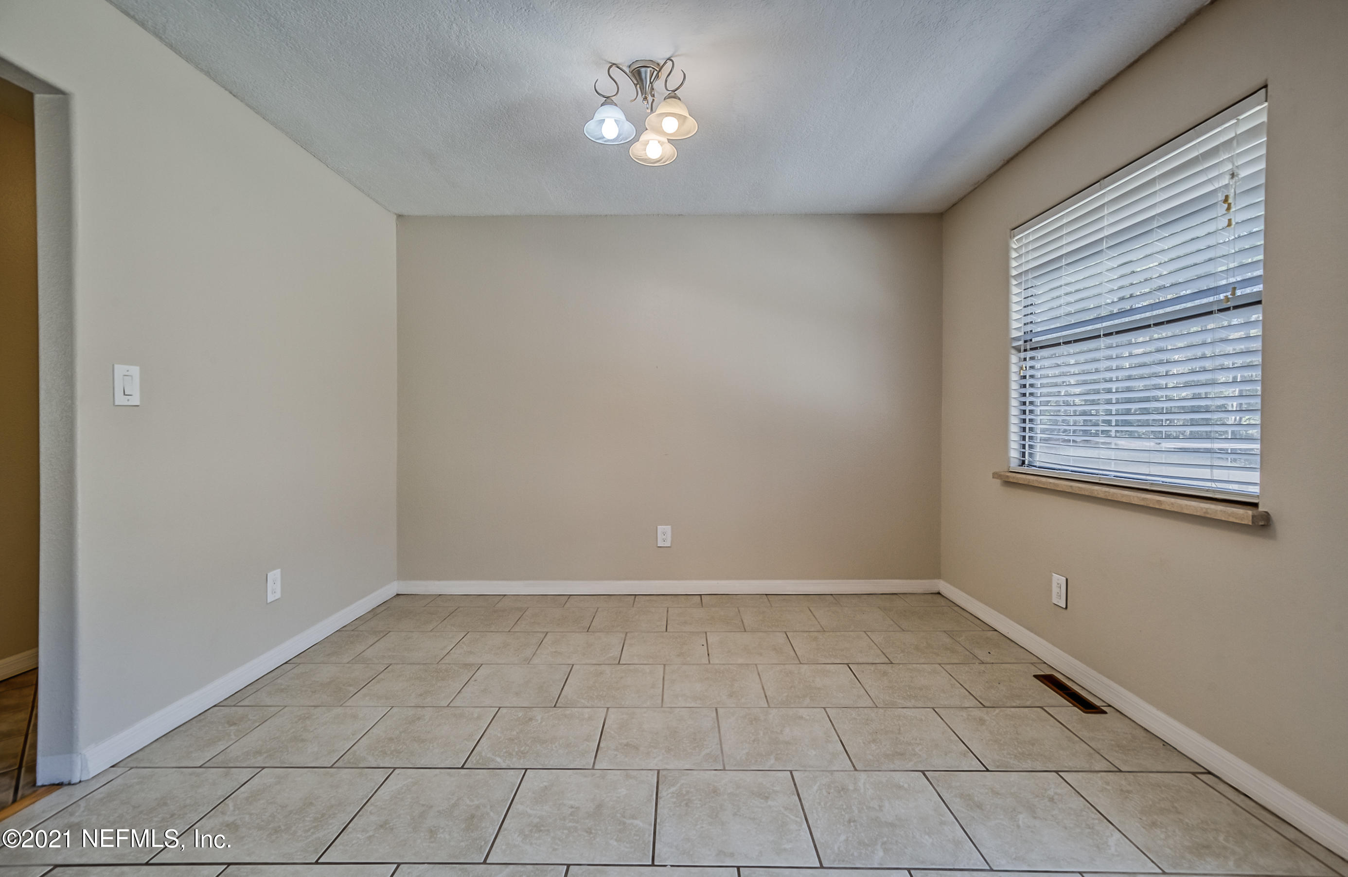 13372 Pate Road West Jacksonville, FL 32226 - Photo 22 of 35 Dining Room