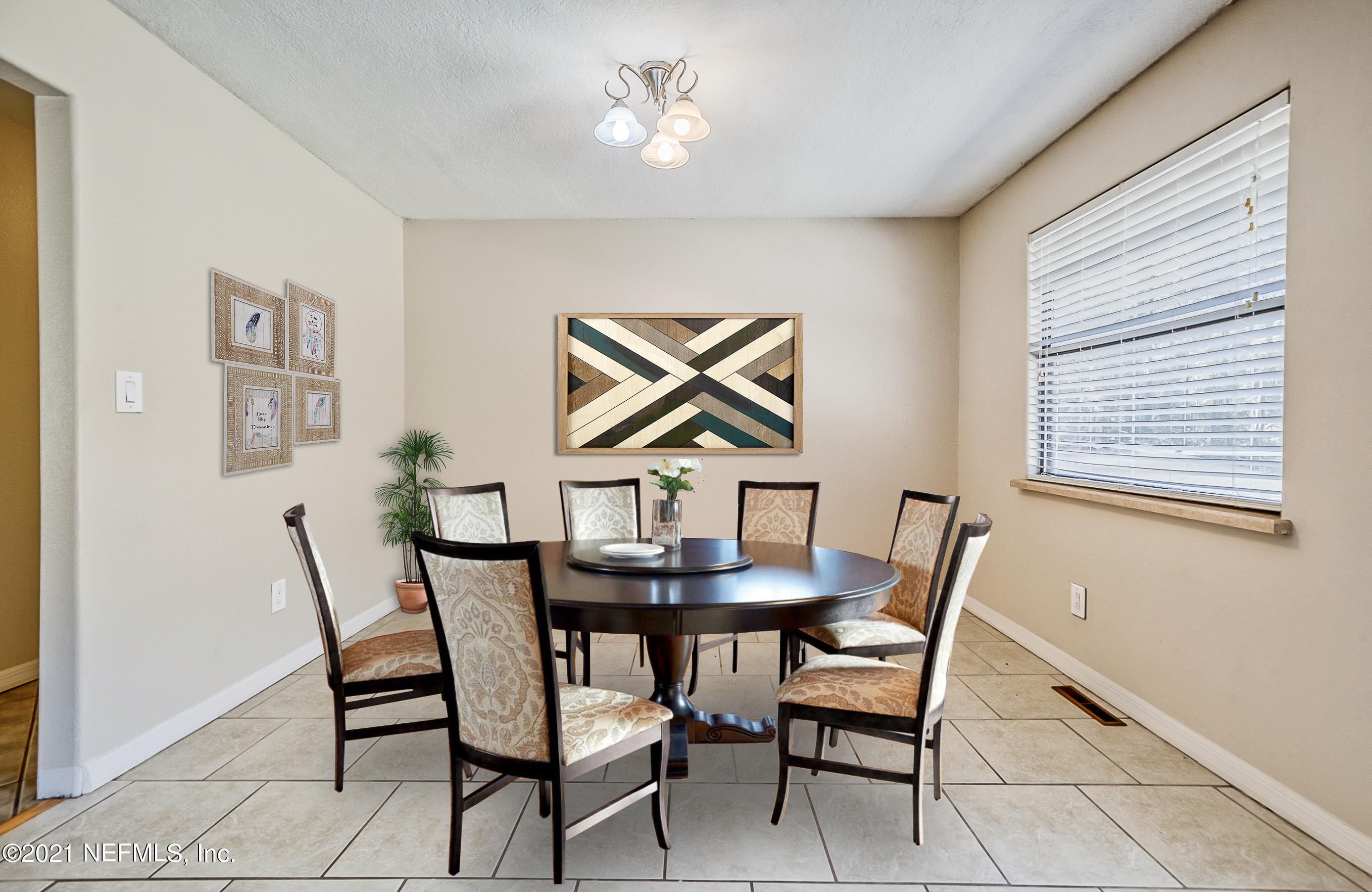 13372 Pate Road West Jacksonville, FL 32226 - Photo 3 of 35 Dining Room Virtually Staged