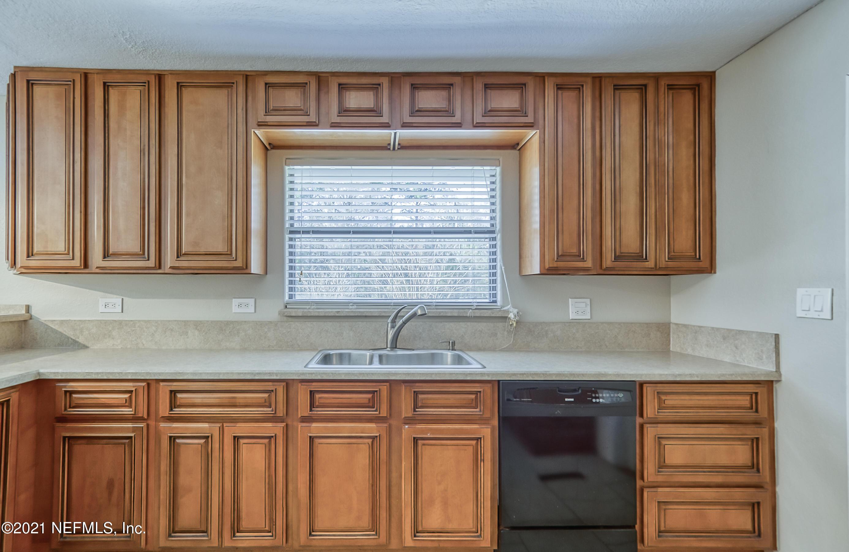 13372 Pate Road West Jacksonville, FL 32226 - Photo 6 of 35 Updated Cabinets