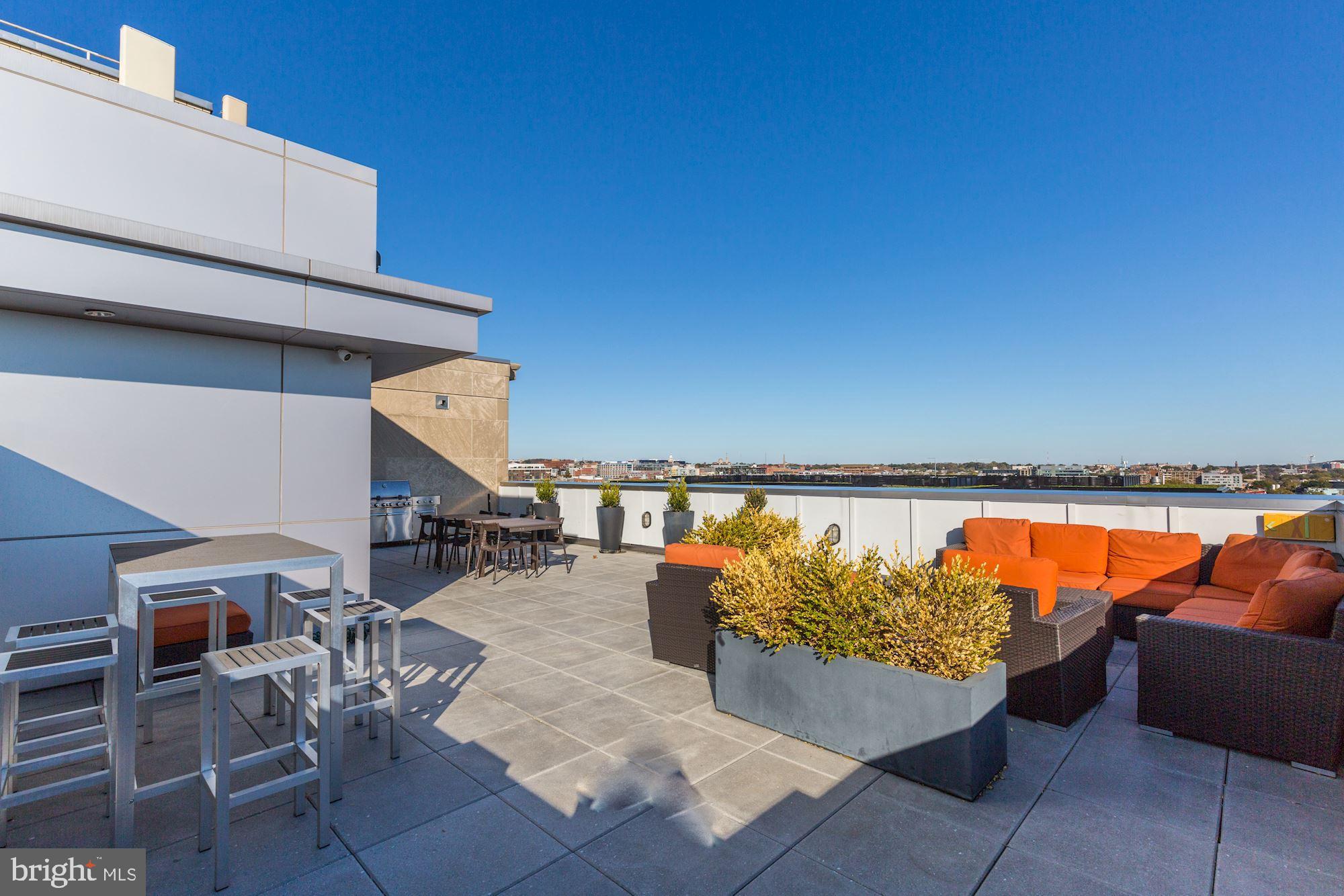 1401 R Street Northwest, Unit 210 Washington, DC 20009 - Photo 19 of 25 Common Area - Rooftop Deck