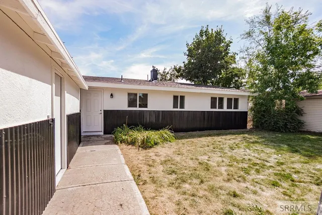 $275,000 | 1116 Lovejoy Street, Idaho Falls, ID 83401