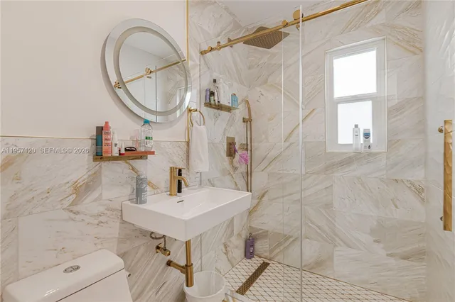 $7,900 | 7235 Southwest 39th Street, Miami, FL 33155