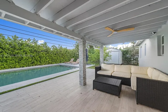 $7,900 | 7235 Southwest 39th Street, Miami, FL 33155