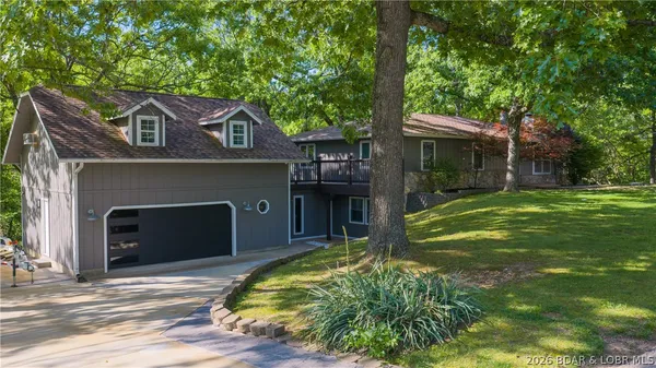 $439,900 | 40 Ginny Drive, Linn Creek, MO 65052