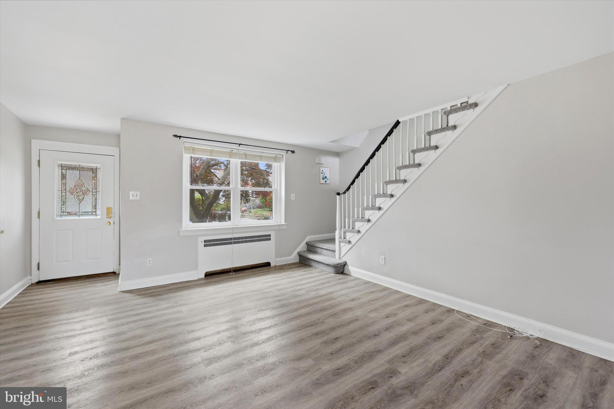 110 Academy Lane Upper Darby, PA 19082 - Photo 4 of 25