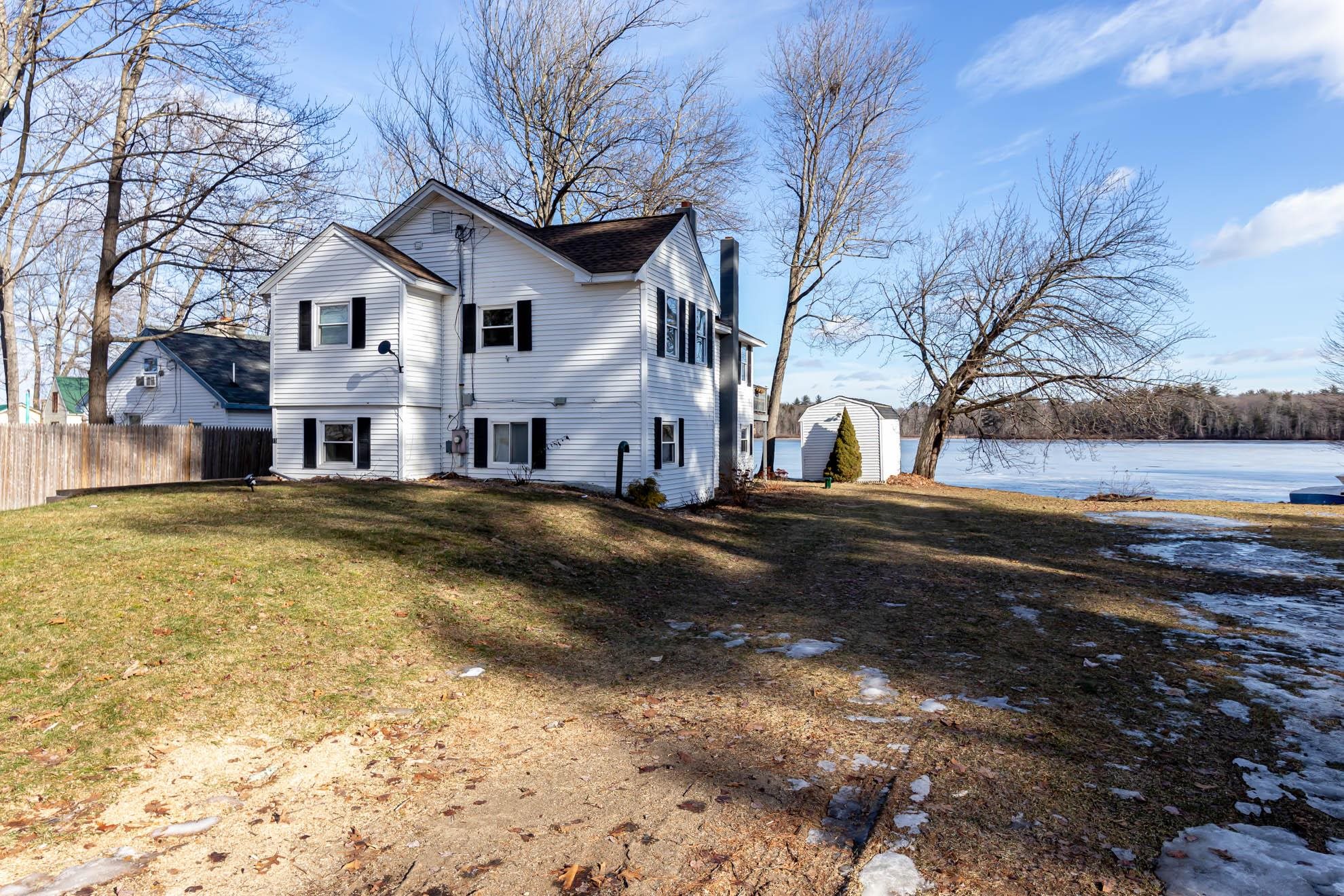 15 Maple Street Kingston, NH 03848 - Photo 1 of 29