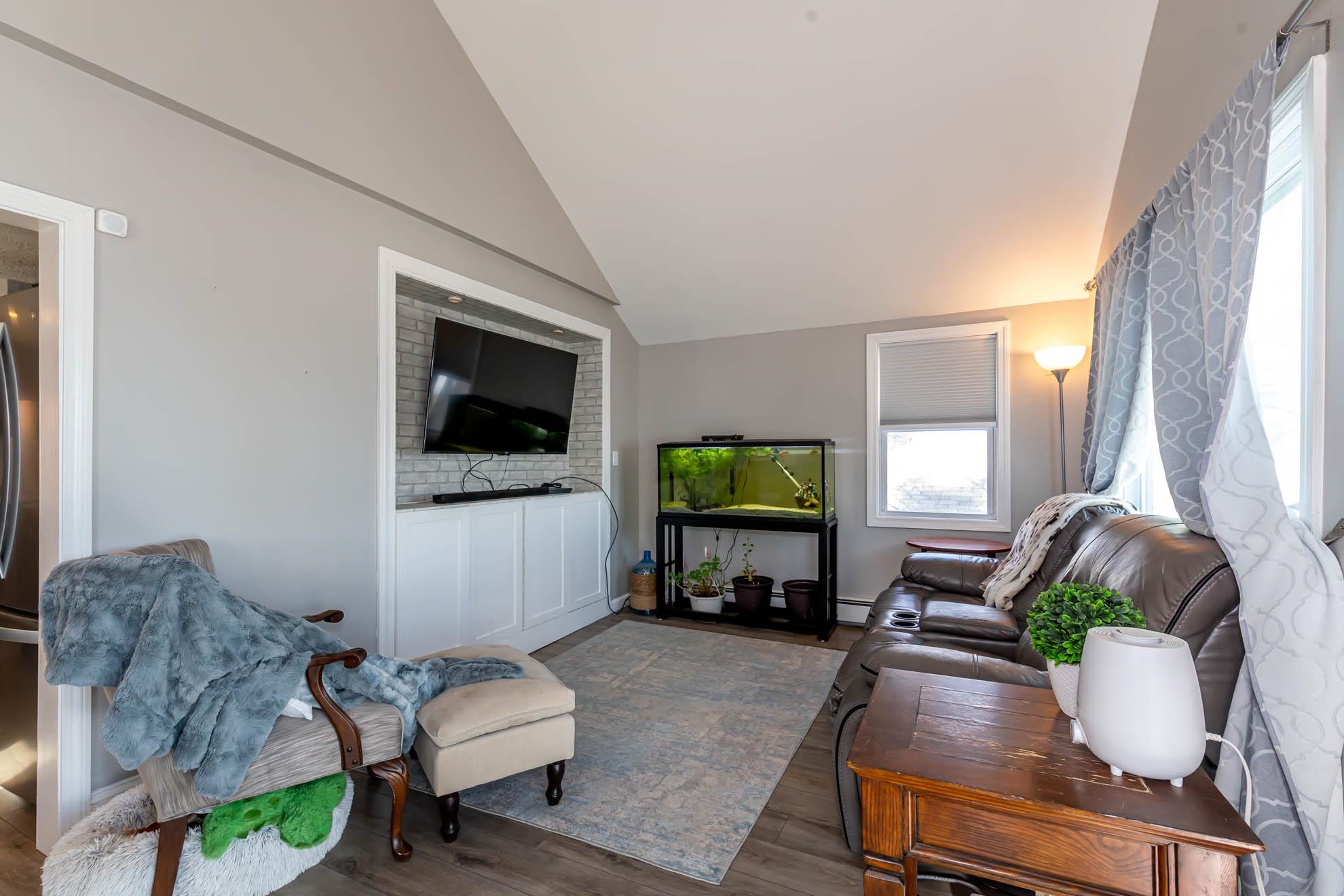 15 Maple Street Kingston, NH 03848 - Photo 12 of 29