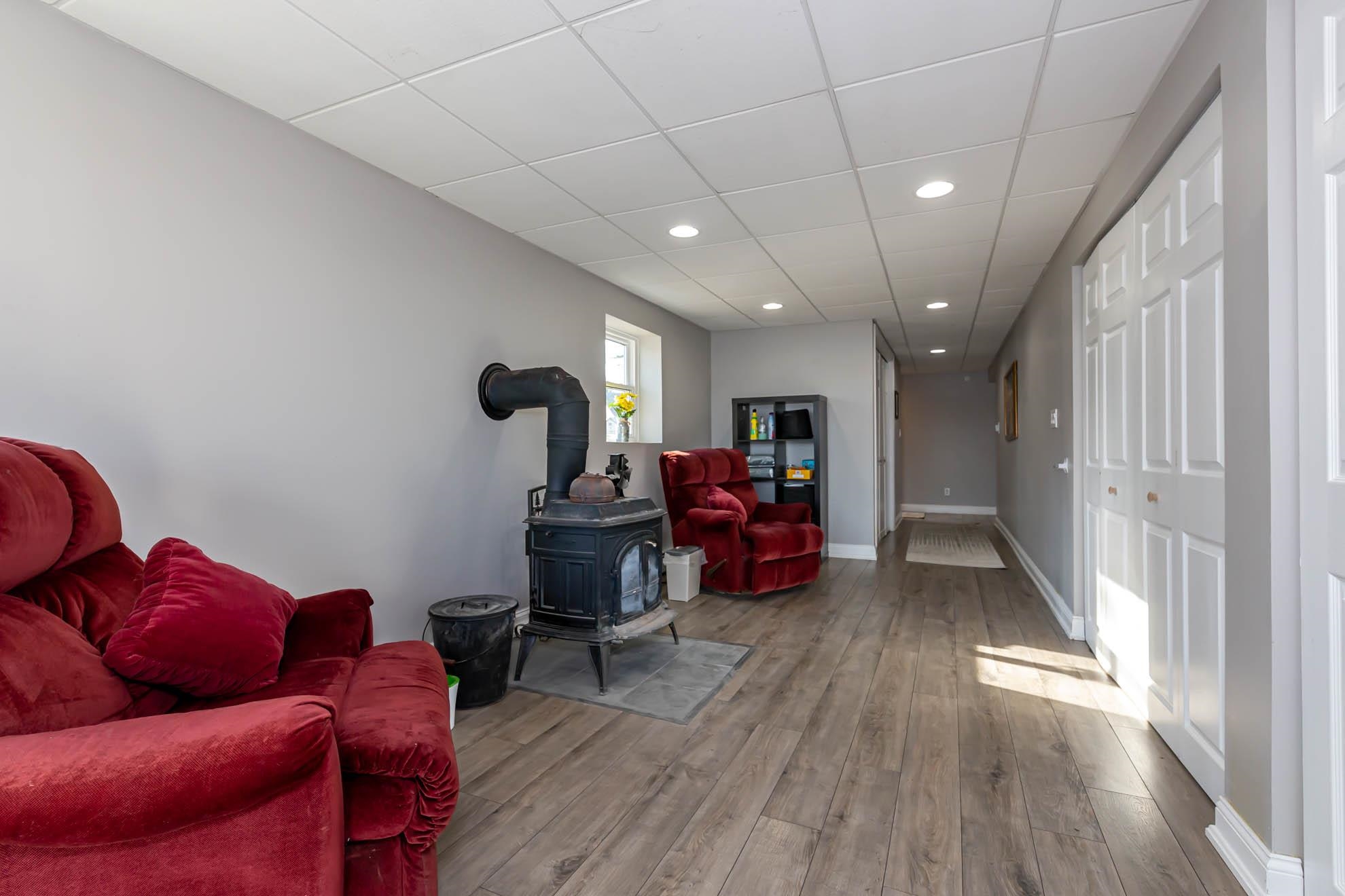 15 Maple Street Kingston, NH 03848 - Photo 21 of 29