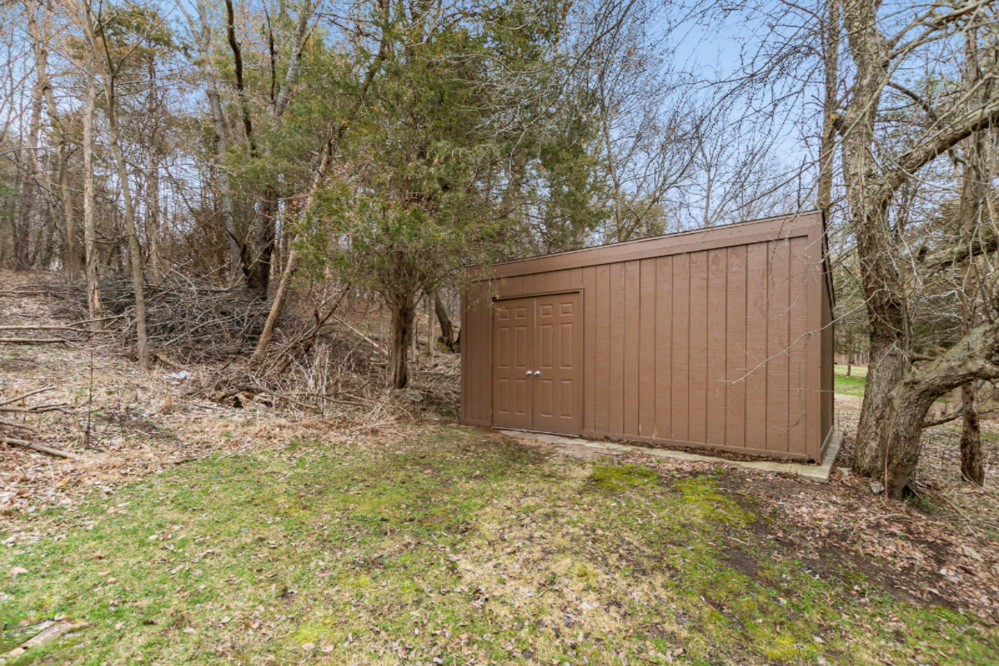 6435 Cascade Road Southeast Grand Rapids, MI 49546 - Photo 24 of 28 27