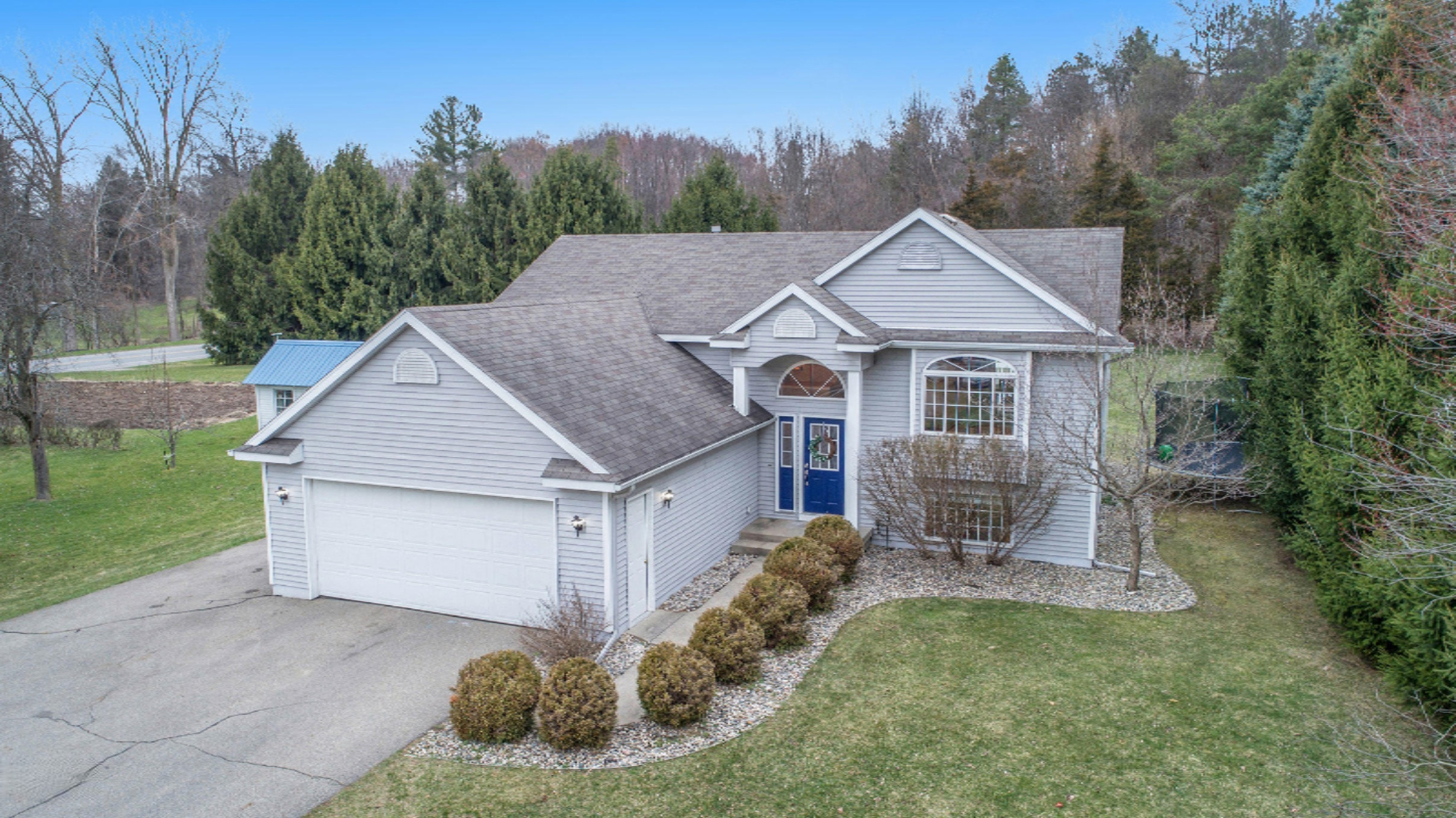 6435 Cascade Road Southeast Grand Rapids, MI 49546 - Photo 25 of 28 28