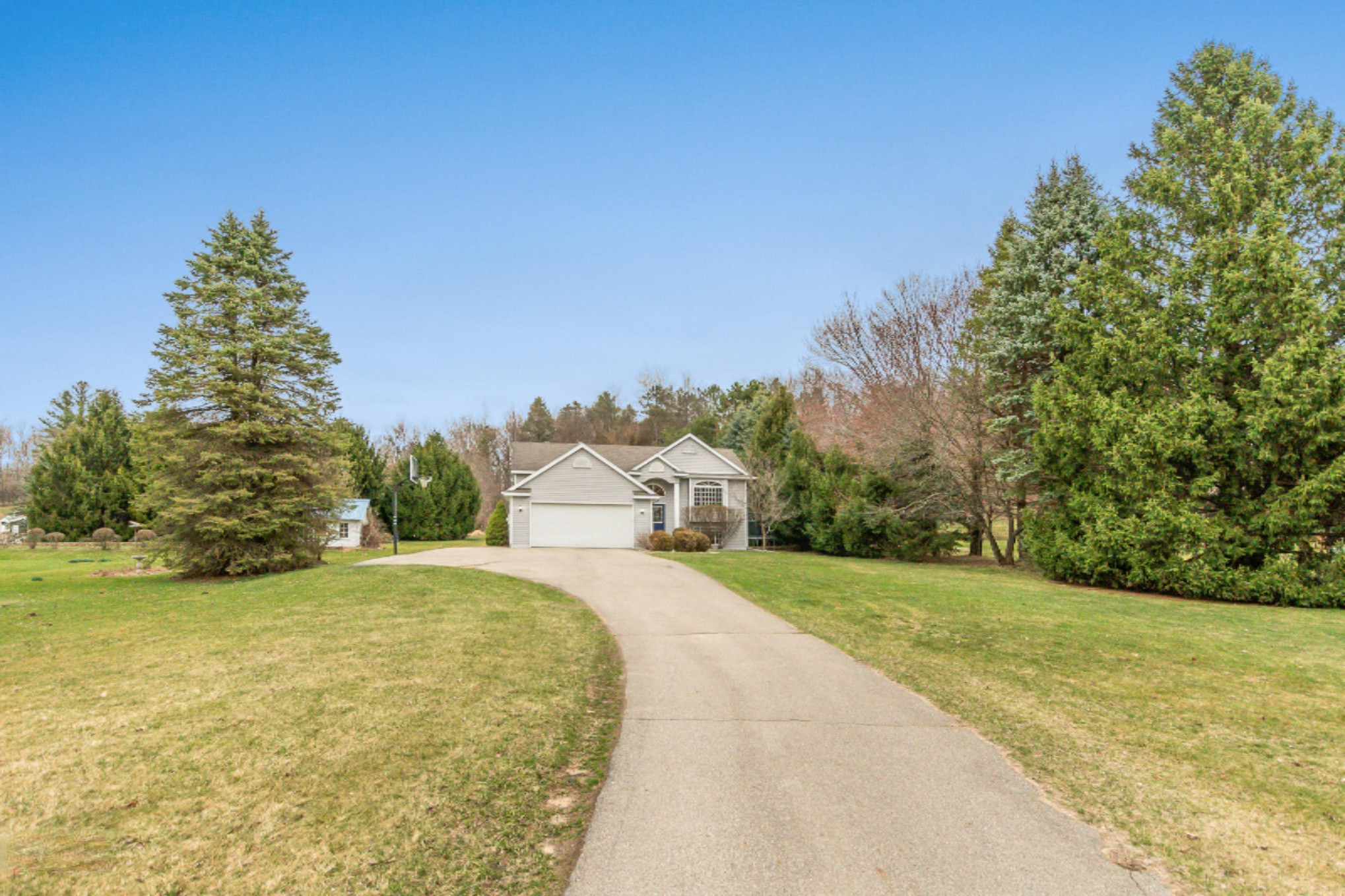 6435 Cascade Road Southeast Grand Rapids, MI 49546 - Photo 27 of 28 30