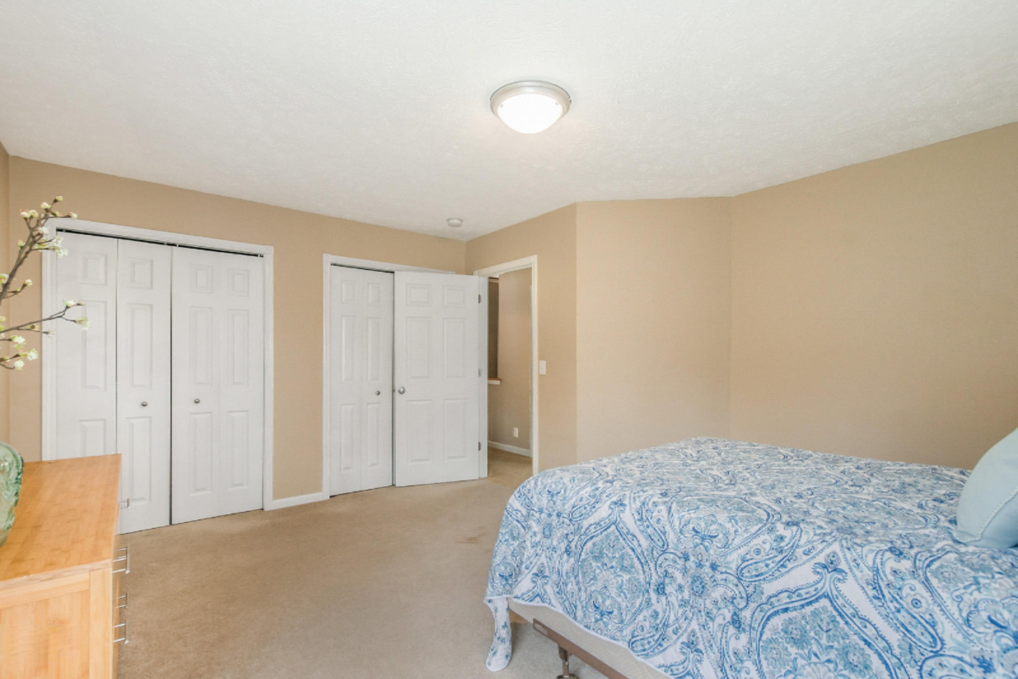 6435 Cascade Road Southeast Grand Rapids, MI 49546 - Photo 8 of 28 9