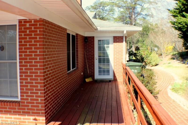 558 Country Club Road Mount Airy, NC 27030 - Photo 6 of 21 Gallery Image 6