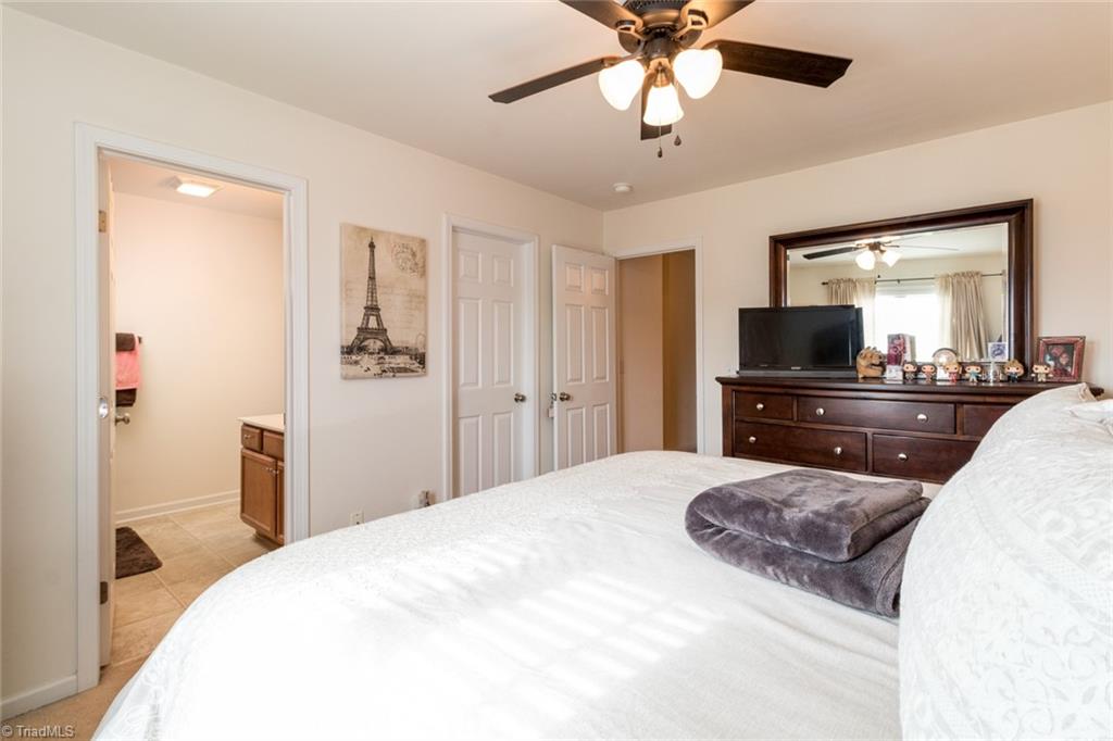 486 Ridgebrooke Drive High Point, NC 27265 - Photo 14 of 25 Gallery Image 14