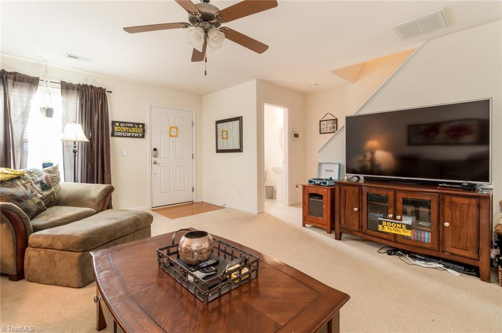 486 Ridgebrooke Drive High Point, NC 27265 - Photo 3 of 25 Gallery Image 3