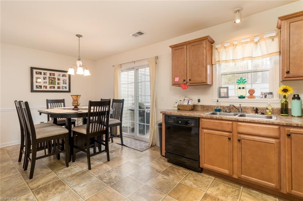 486 Ridgebrooke Drive High Point, NC 27265 - Photo 6 of 25 Gallery Image 6