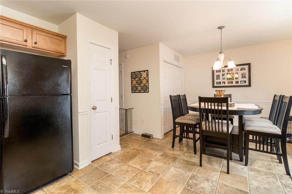 486 Ridgebrooke Drive High Point, NC 27265 - Photo 9 of 25 Gallery Image 9