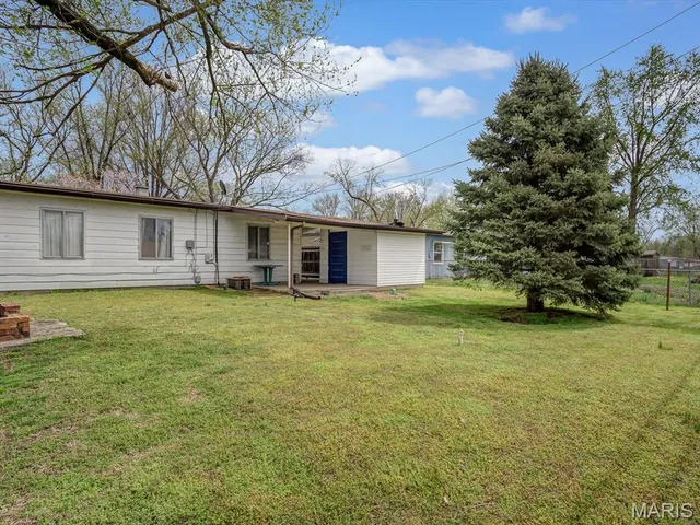 $65,000 | 1120 St Michael Drive, Cahokia, IL 62206
