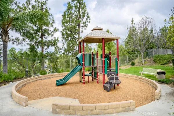 $5,000 | 12134 VÃa Santa Marta, Sylmar, CA 91342