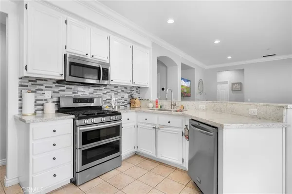 $5,000 | 12134 VÃa Santa Marta, Sylmar, CA 91342
