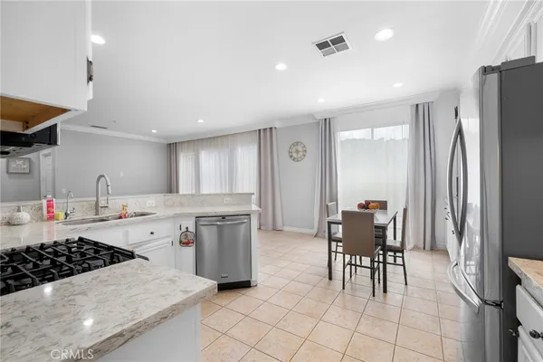 $5,000 | 12134 VÃa Santa Marta, Sylmar, CA 91342