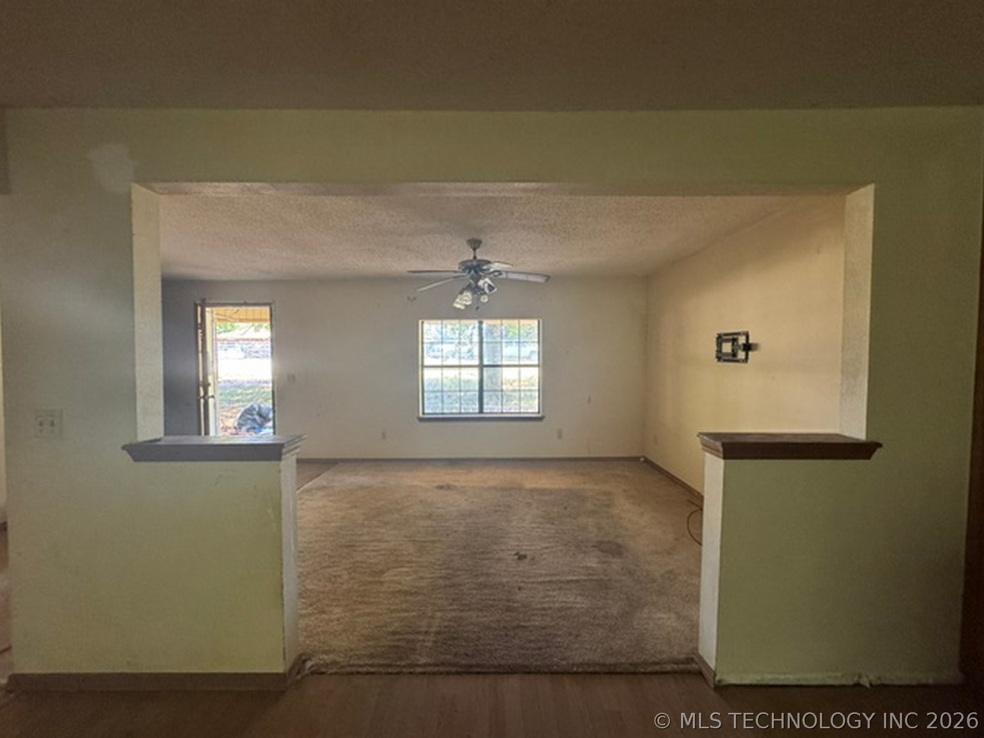 110490 South 4756 Road Muldrow, OK 74948 - Photo 11 of 25 Living