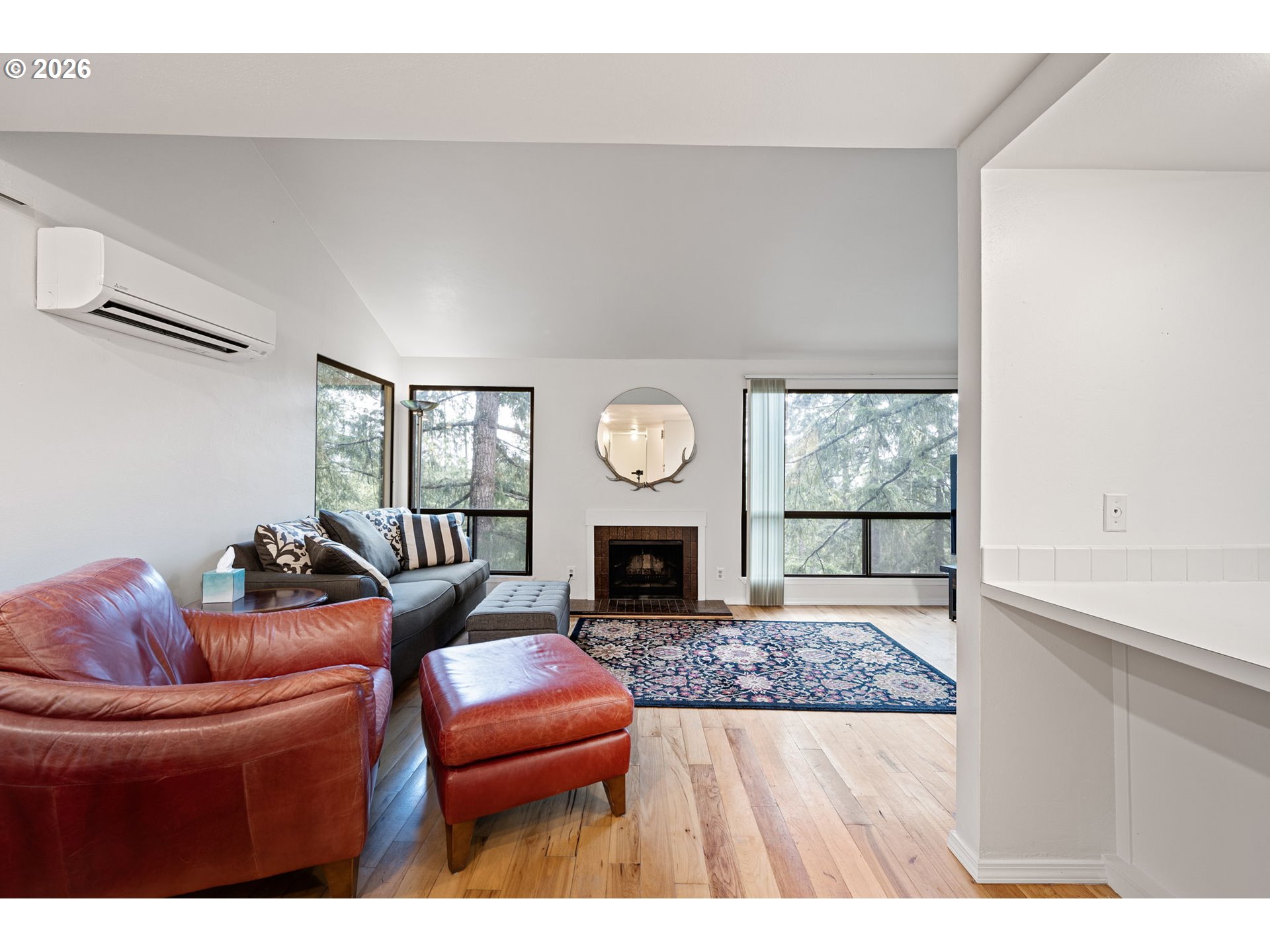 149 Treehill Loop Eugene, OR 97405 - Photo 3 of 40