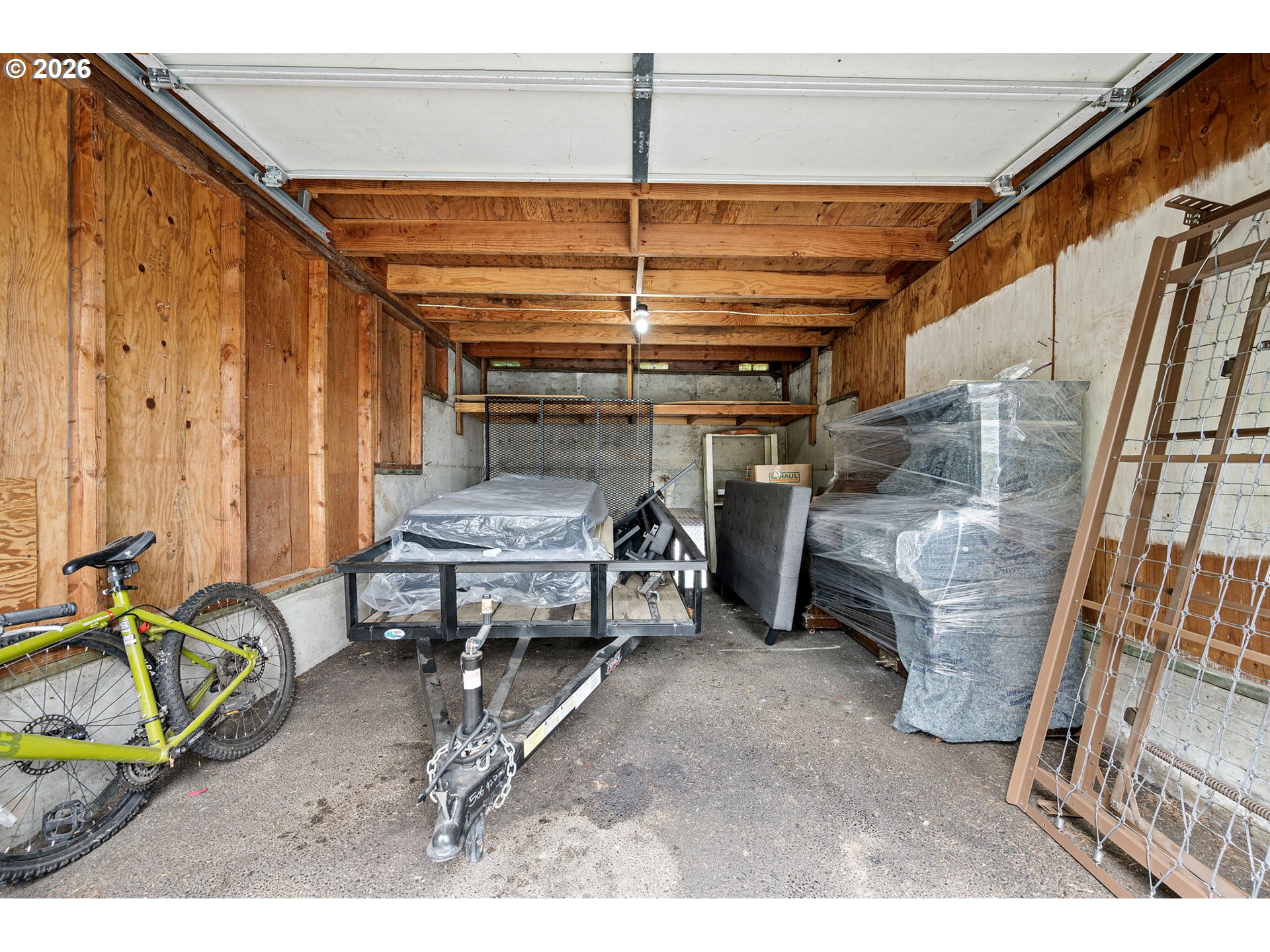 149 Treehill Loop Eugene, OR 97405 - Photo 31 of 40 Garage